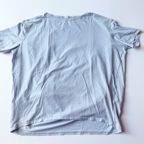 Lululemon Back in Action Short Sleeve Shirt Pima Blue Linen Large - Picture 3 of 9